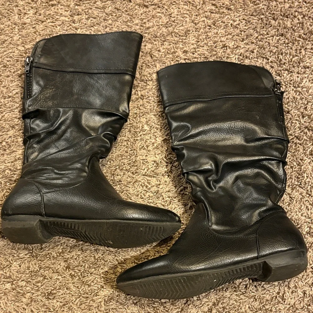 Black Boots
